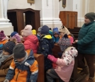 Nvtva v kostele (5)
